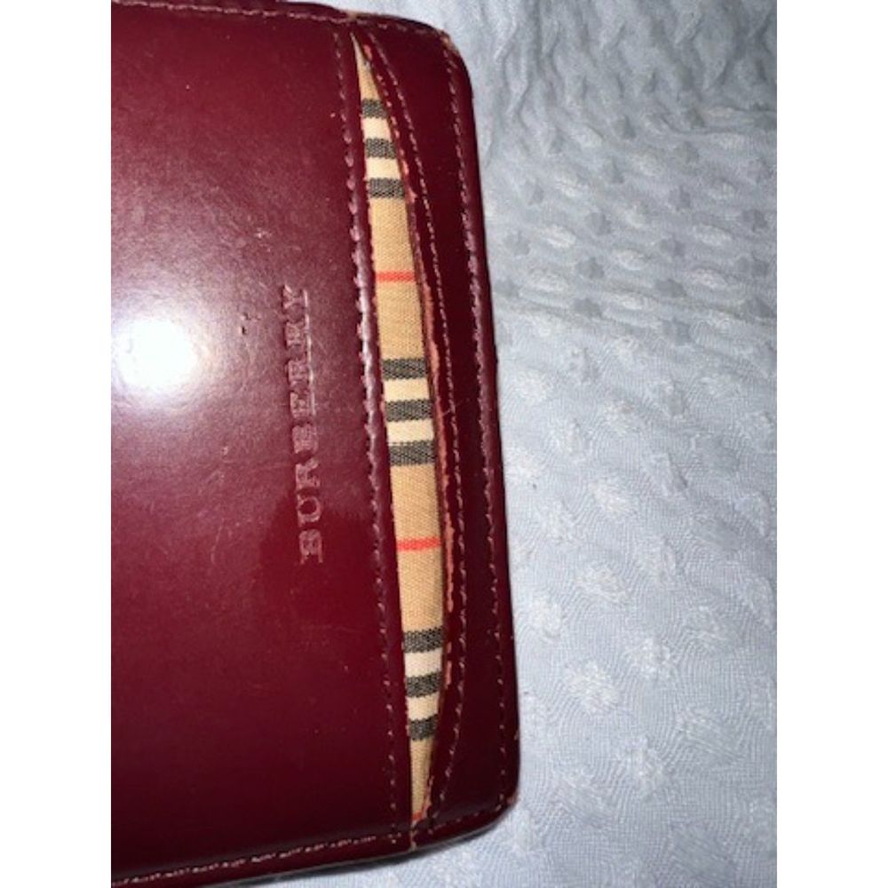 GUC Burberry Smooth Leather Bifold Wallet - Picture 2 of 12